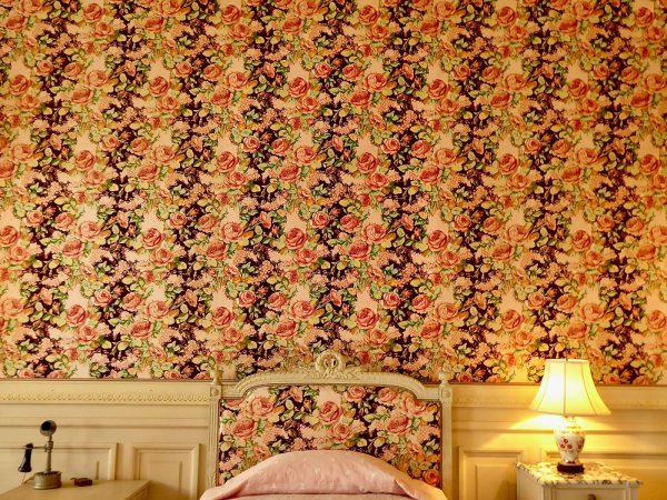 Customized Wallpaper Designs and Patterns